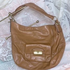 **AUTHENTIC** Vintage Oversized Coach Bag